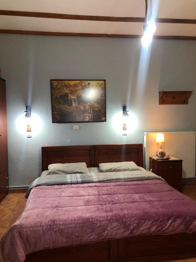 Alexandros Guesthouse Orma Exterior photo