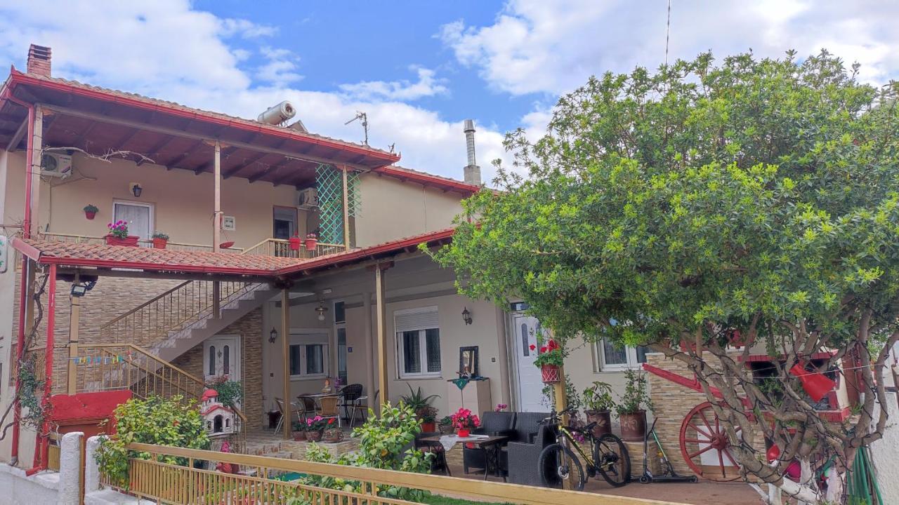 Alexandros Guesthouse Orma Exterior photo